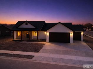 286 Camas St, Sugar City, ID 83448
