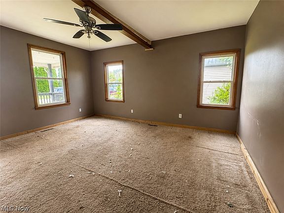 3rd image of 117 Main St
