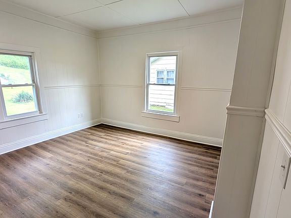 4th image of 834 Matson Dr
