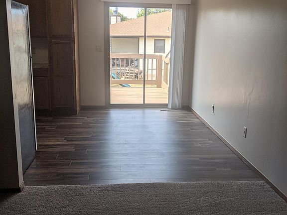 Front room looking into eat-in kitchen