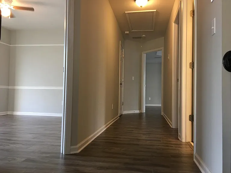 580 Marylebone Dr — Photo 8
