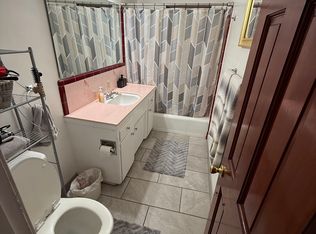 1425 W Pine St, Santa Ana, CA 92703