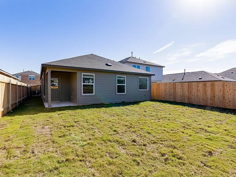 318 Canley Loop — Photo 27