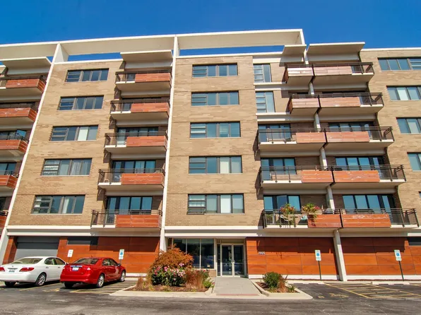1905 S Wolf Rd APT 605, Hillside, IL 60162