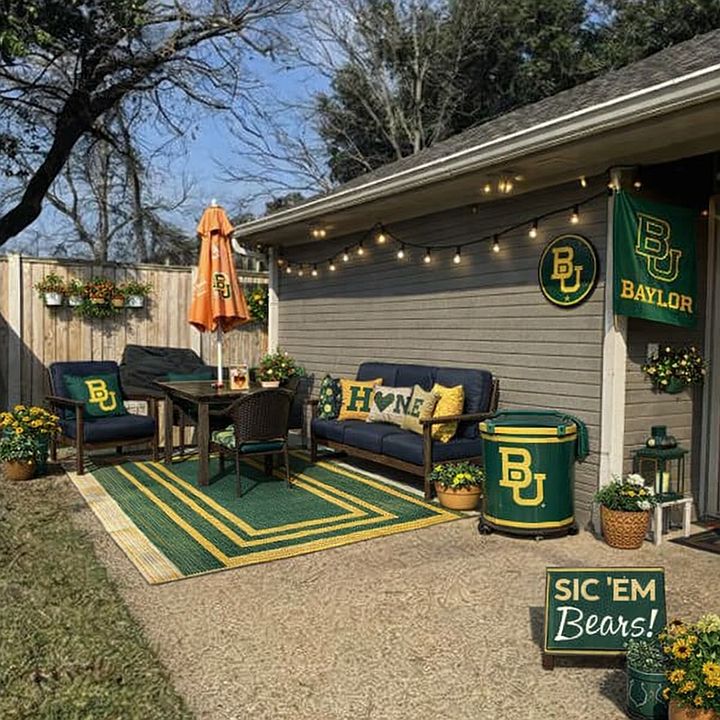 1st image of 2011 S 8th St