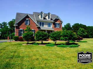 1332 Autumn Breeze Dr, Oilville, VA 23129