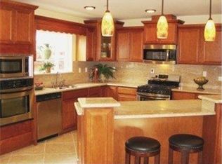 229 22nd Ave, San Mateo, CA 94403