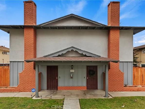 2989 Canyon Crest Dr, Riverside, CA 92507