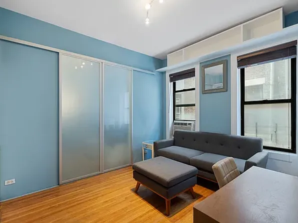 478 West 158th Street image 2 of 12