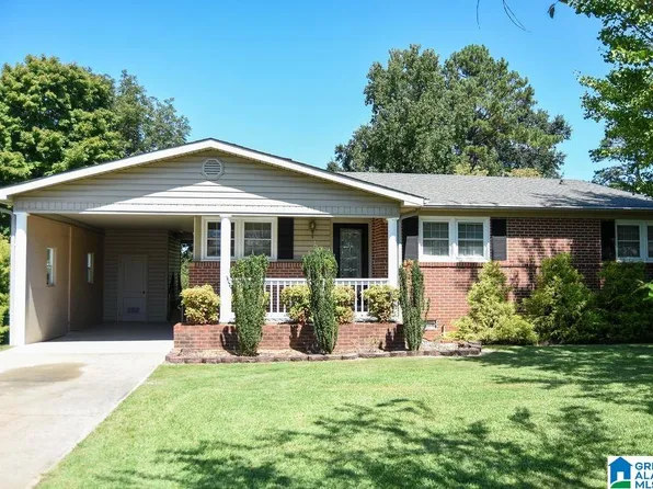345 Brookwood Dr, Anniston, AL 36206