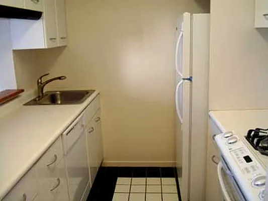 Rented by Boulevard Residentials | media 39