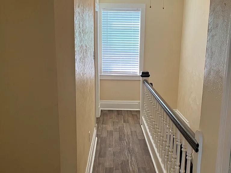 1212 Valley St — Photo 18