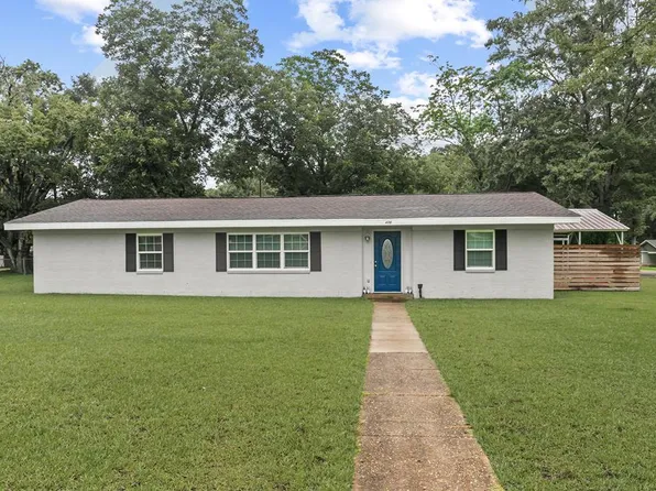 400 Dolphin Dr, Dothan, AL 36301