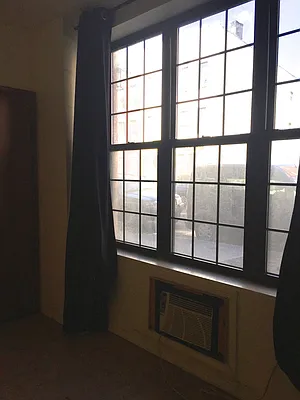 Rented by Grand & Co. | media 61