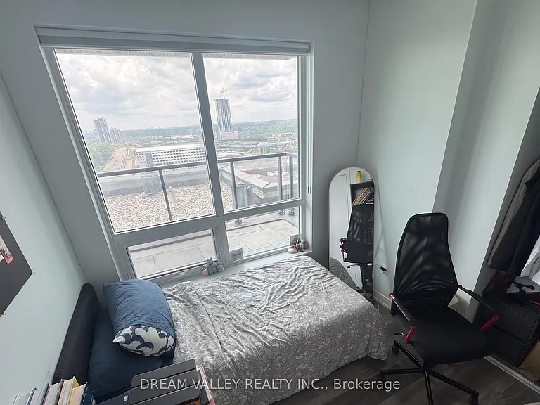 1480 Bayly St #1614 — Photo 15