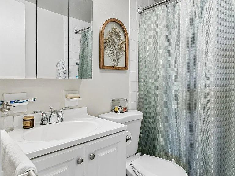 200 Locust St #3DN — Photo 11