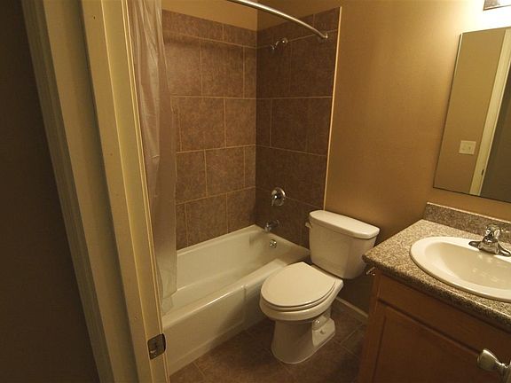 3rd image of 2020 J St #9