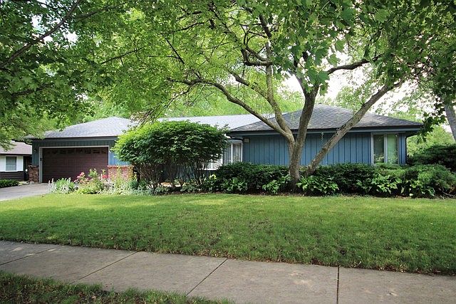 1st image of 2195 Kensington Dr