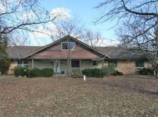 4 White Oak Ln, Saint Peters, MO 63376