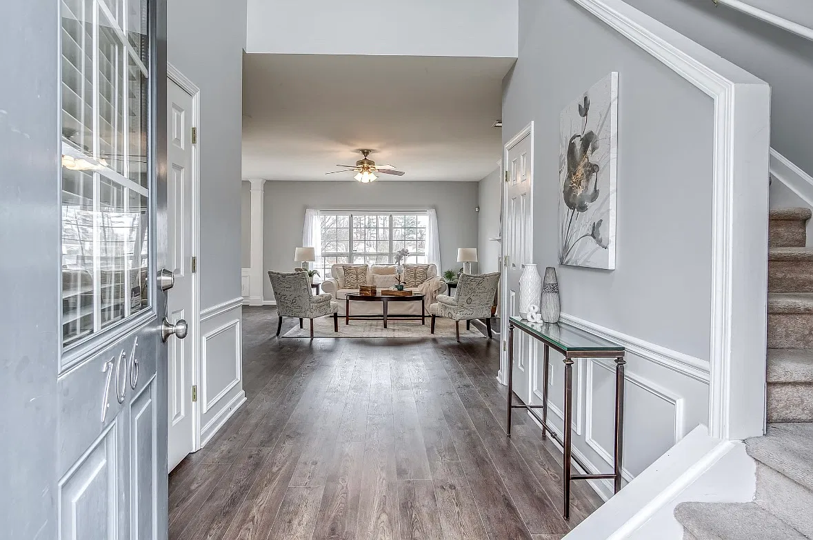 3 bed, 2.5 bath, 1822 sqft, $2,695 — Photo 3