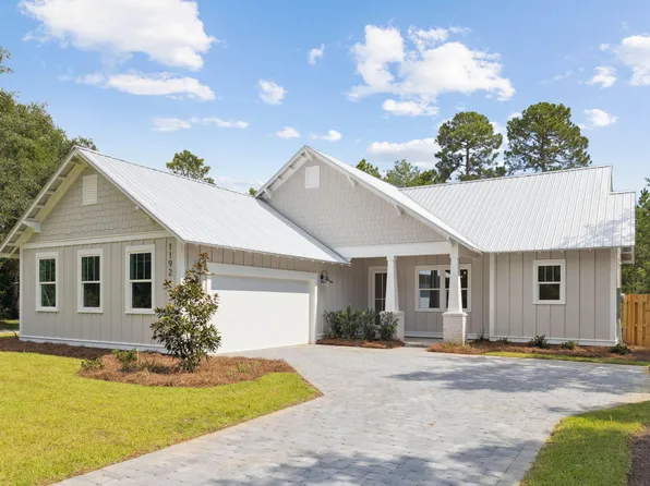 1192 County Highway 3280, Freeport, FL 32439