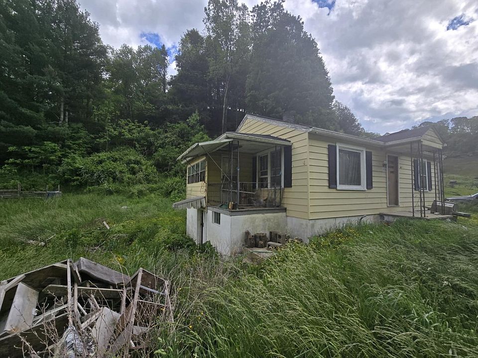 2nd image of 1578 Mundytown Rd