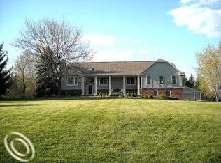 Curdy Rd, Howell, MI 48855