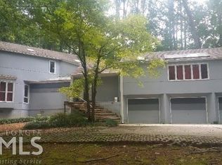 2441 Fawn Rdg, Stone Mountain, GA 30087