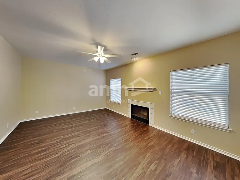 2339 Windmill Way — Photo 5