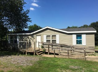 570 Bakers Creek Rd, Russellville, AR 72802