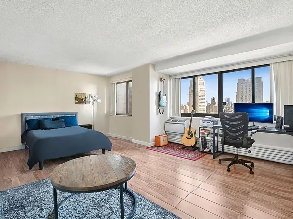 90 Gold St APT 24G, New York, NY 10038