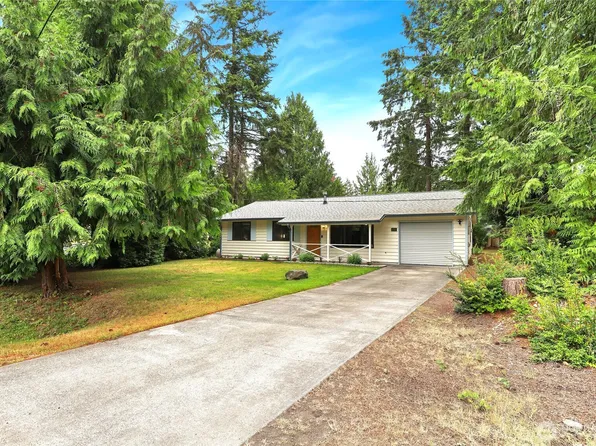 4060 Chinook Place NW, Bremerton, WA 98312