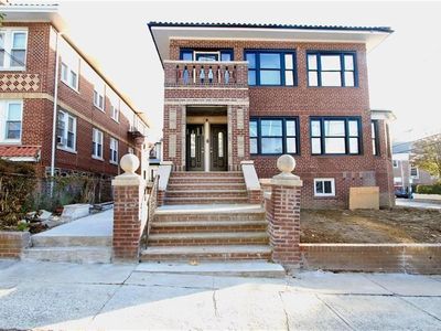 115 Grandview Ave, Mount Vernon, NY, 10553