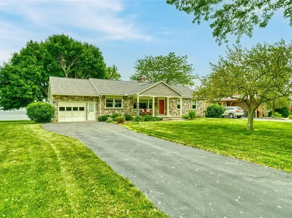 16571 Banner Beach Rd, Kendall, NY 14476