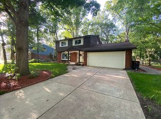 3665 Middleton Dr, Ann Arbor, MI 48105