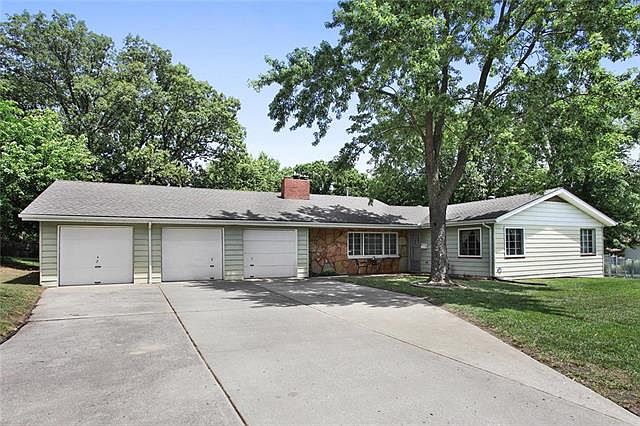1st image of 4420 NE 56th St