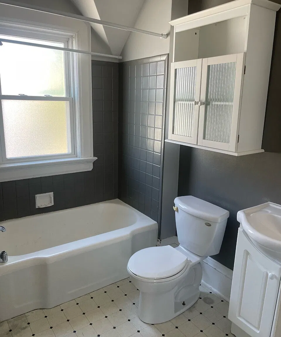 1015 Madison Street - Upper... — Photo 3