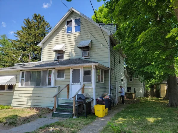 3301 Pearl St, Endicott, NY 13760