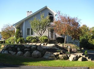 81 Oceanwoods Dr, North Kingstown, RI 02852