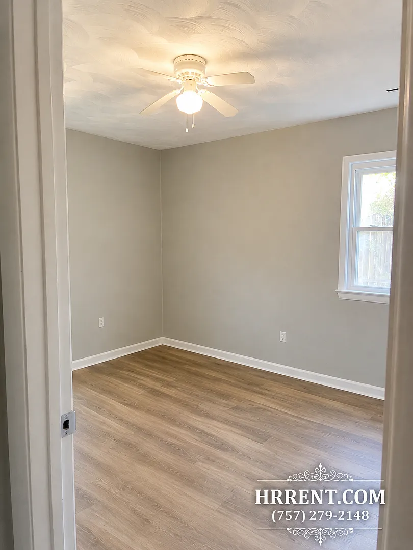 2247 Paris Street — Photo 1