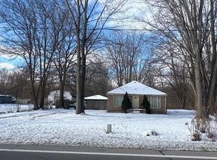 22500 Sumpter Rd, Belleville, MI 48111