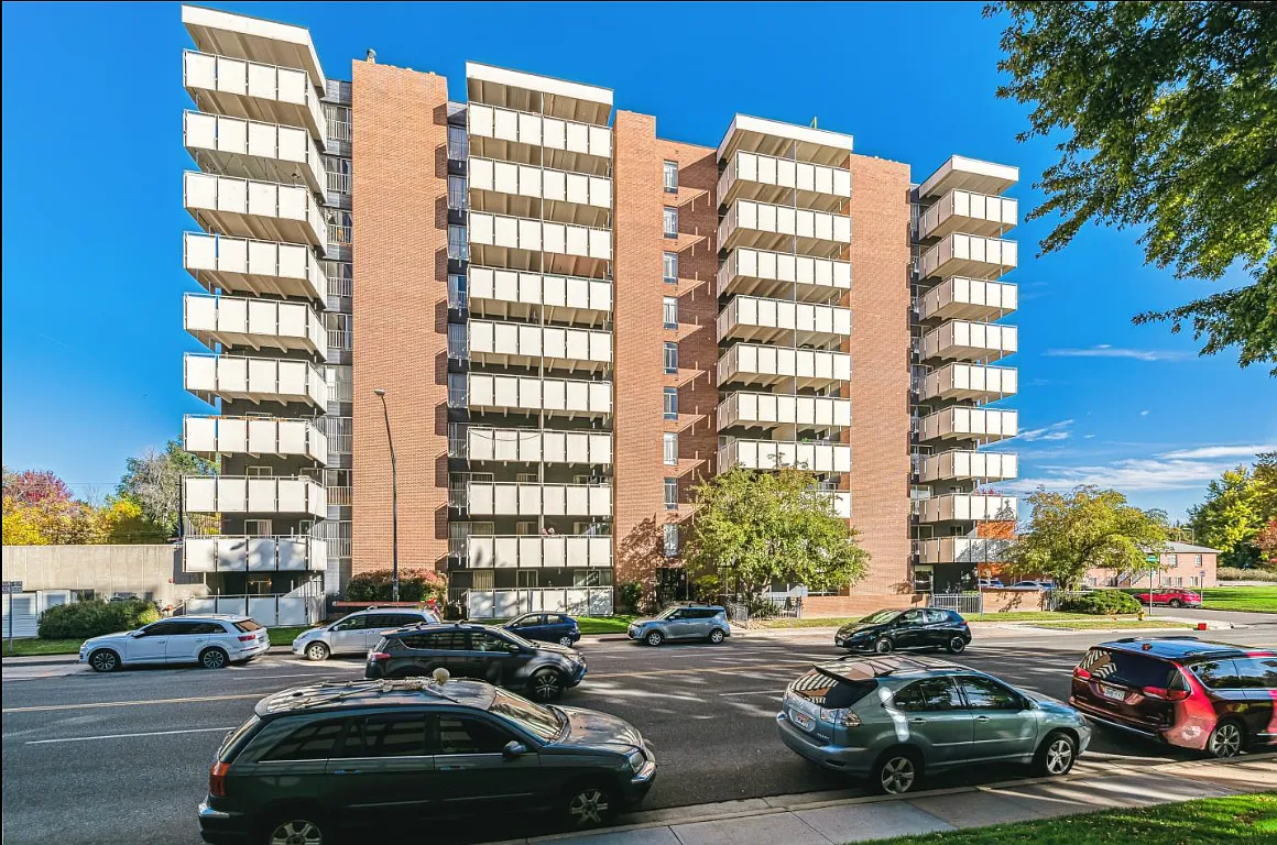 Building Photo - Heritage House Apartments