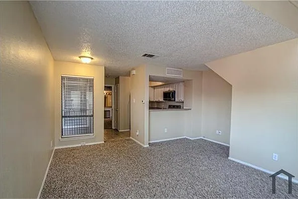 9835 Walnut St #202 — Photo 10