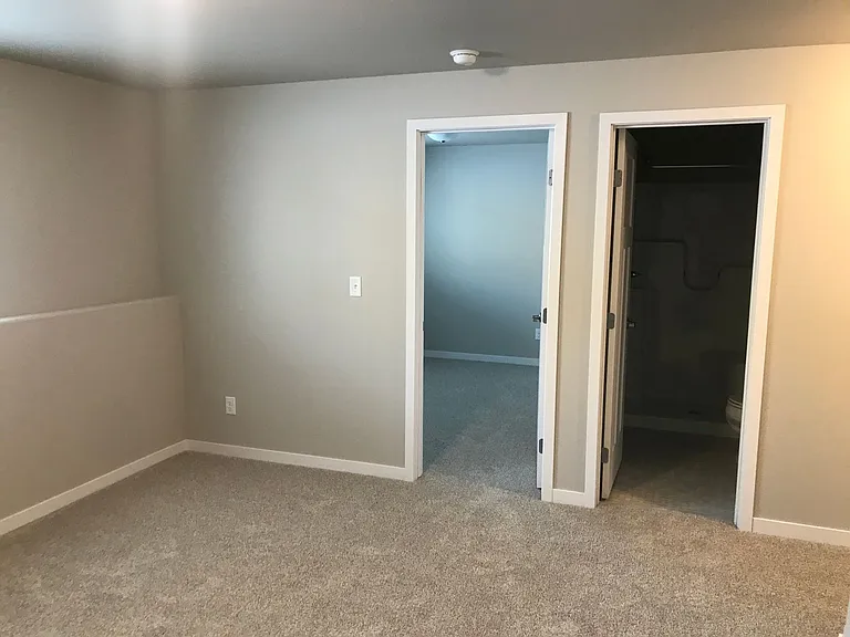 2149 Dock Dr W — Photo 28