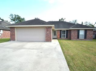 362 T Leigh Dr, Houma, LA 70364
