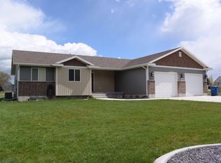 272 S 200 E, Wellsville, UT 84339
