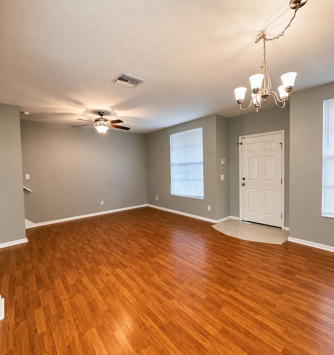 3 bed, 2.5 bath, 1400 sqft, $1,950 — Photo 4