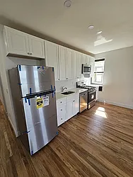 202 Riverside Drive, #9V