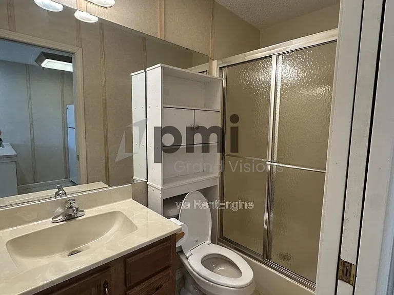 1306 Arthur Ave #16 — Photo 3