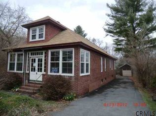 35 Amsterdam Ave, Menands, NY 12204